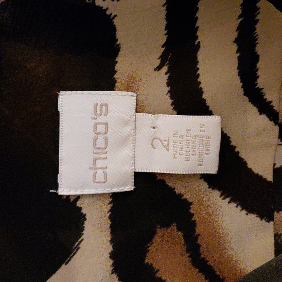 EUC Chico's Animal Print Blouse Chico 2 - Picture 2 of 6